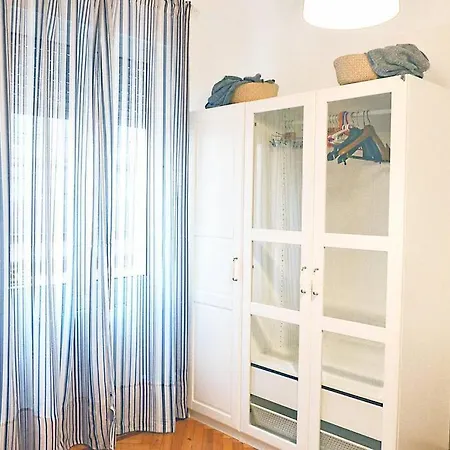 En Zona Residencial Cerca Del Guggenheim Μπιλμπάο